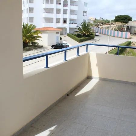 Apartment T1 Quinta Das Palmeiras 2.1 2ºa *